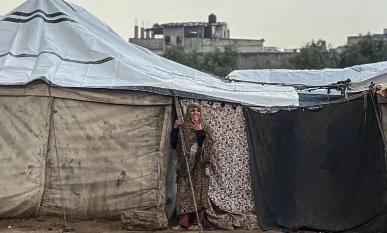 خيام غارقة في مياه الأمطار بقطاع غزة، الصورة من حساب الأونروا على إكس