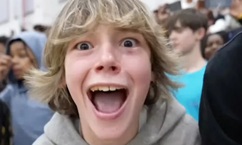 اختيار «6 7» كلمة العام 2025