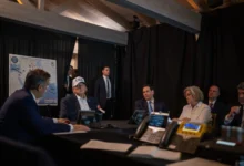 ترامب يراقب العمليات العسكرية الأمريكية في إيران